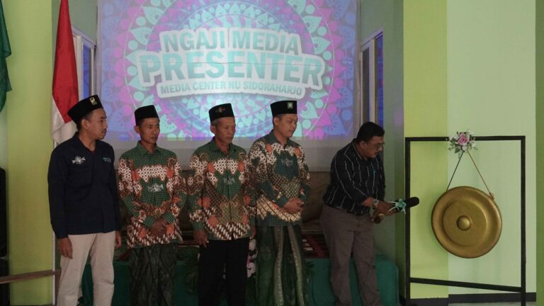 Gandeng Kominfo Gresik Media NU Sidoraharjo Resmikan Studio Podcast